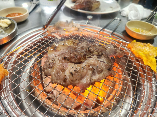 구공탄석쇠구이 이미지