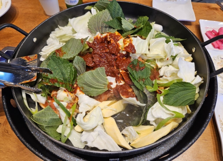 오투닭갈비앤부대찌개 이미지