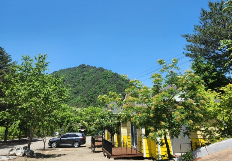 산골펜션캠핑장 이미지