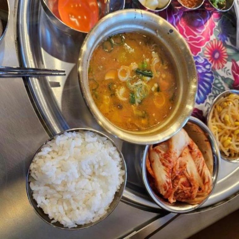 목구멍이마트 이미지