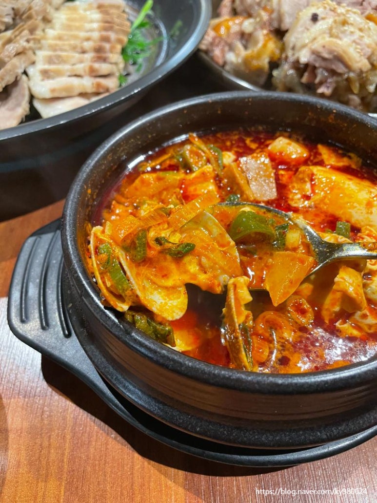 행복한족발보쌈 이미지