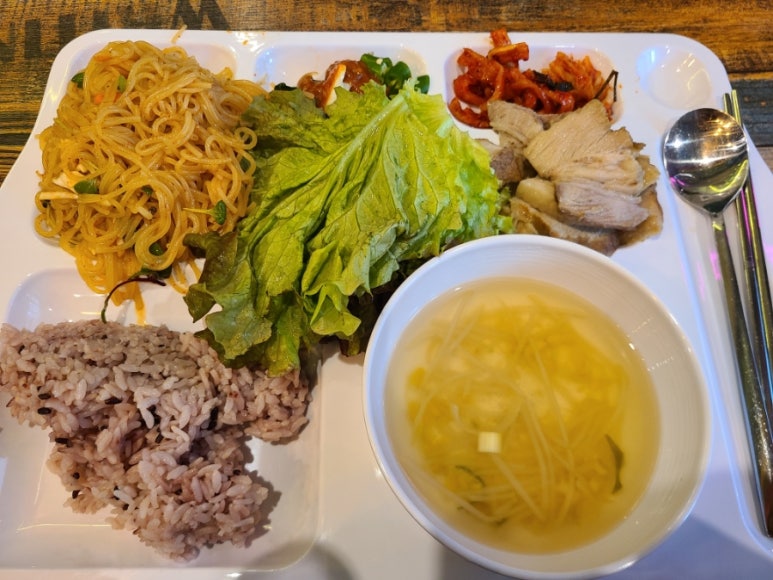 밥플러스 성수역점 이미지