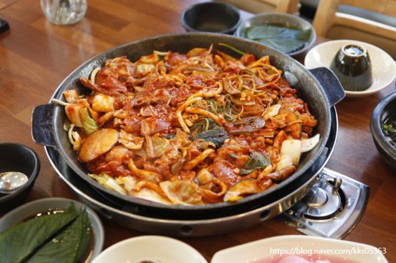 정성닭갈비 이미지