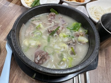 백세돼지국밥 이미지