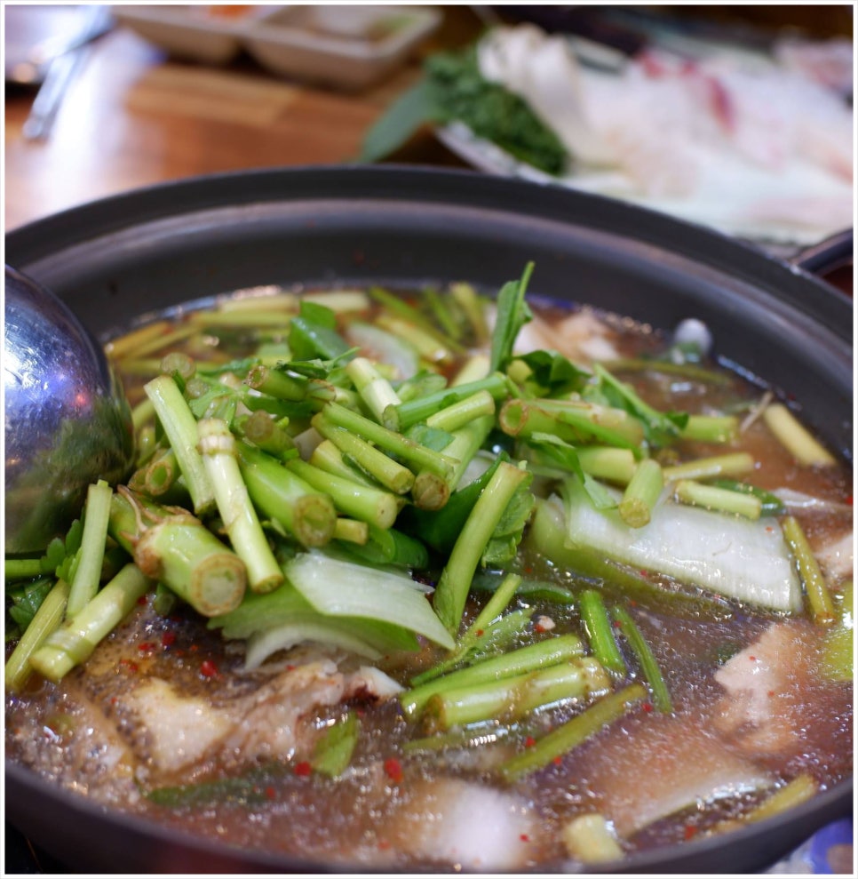 산꼼장어조개구이 이미지