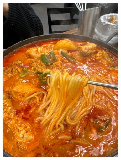 풍년닭도리탕 신촌직영점 이미지