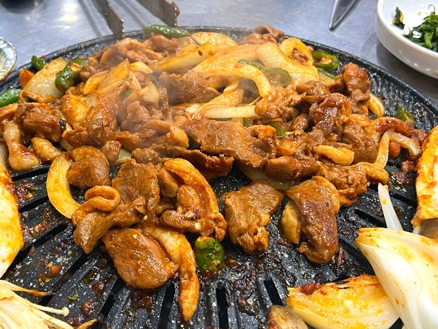 오리마당돼지천하 이미지