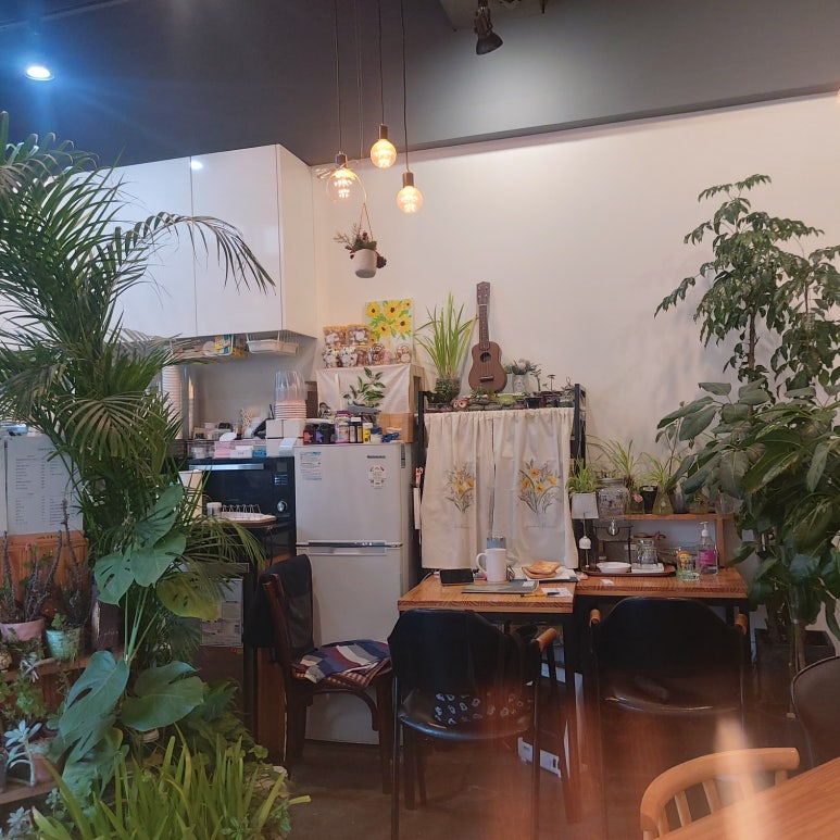 모퉁이카페 이미지