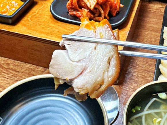 귀한족발 이미지