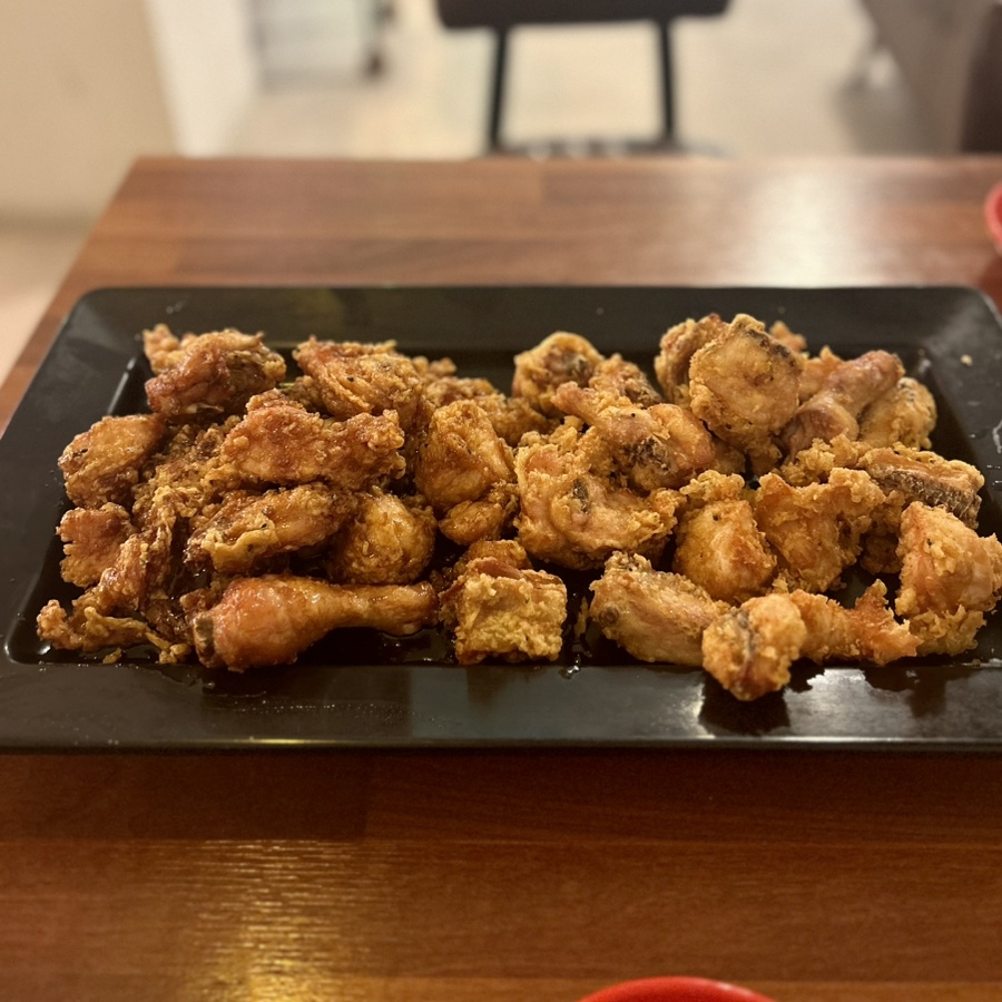 가마솥품은치킨 이미지