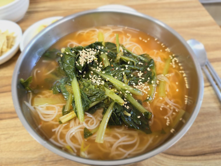 엄마돈국수 이미지