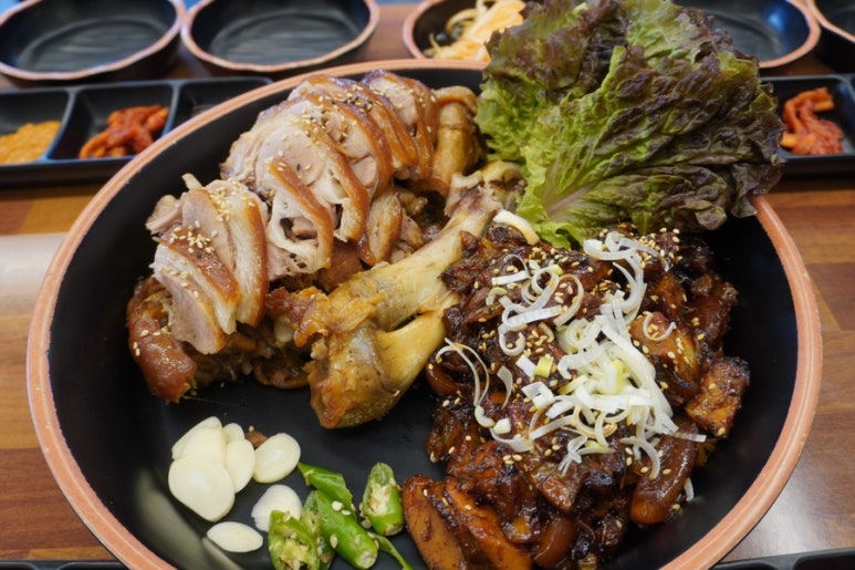 과일먹은족발 이미지
