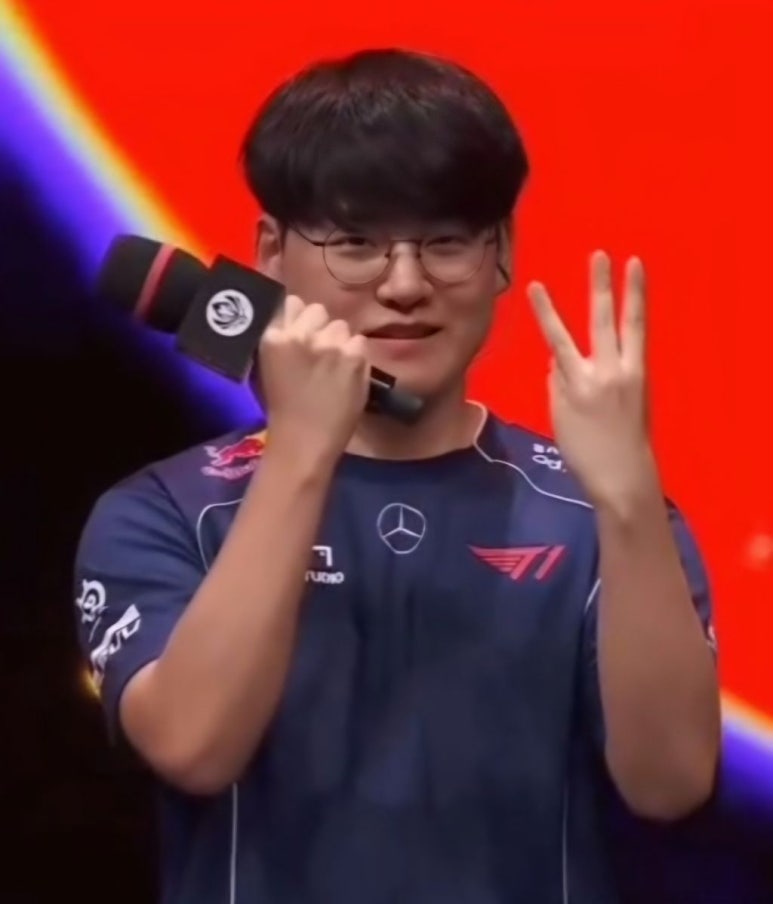 원삼골생오리돌구이 이미지