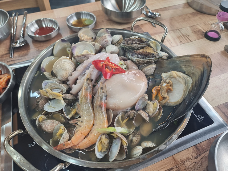 해물손칼국수 이미지