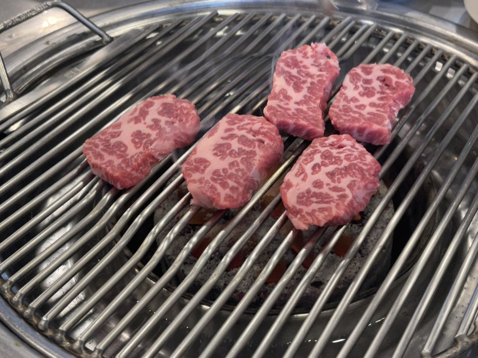 맛잇는고기집 이미지