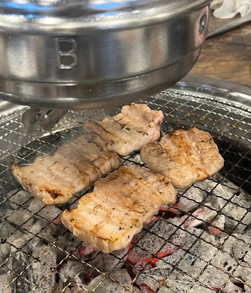 약돌참숯뒷고기 이미지
