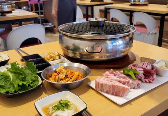 육화만개 이미지