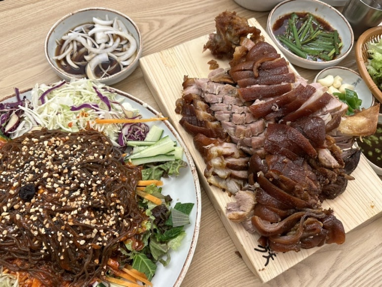 방천가족족발 이미지