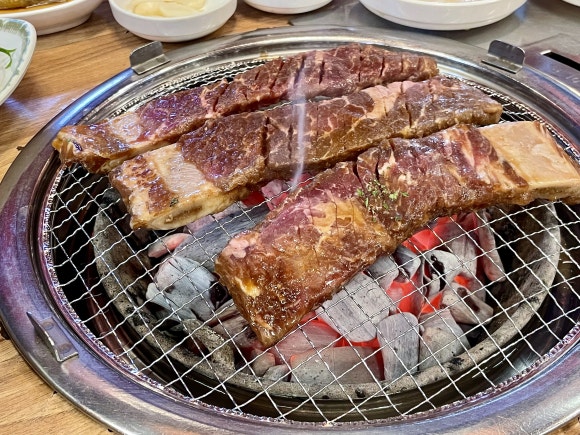 백년식당화로구이 이미지
