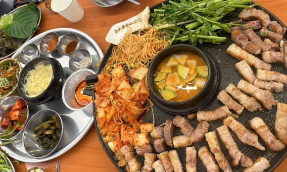 효자동솥뚜껑울산명촌점 이미지