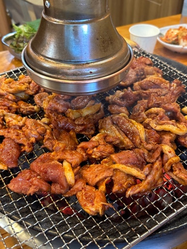 퇴골오리숯불구이 이미지
