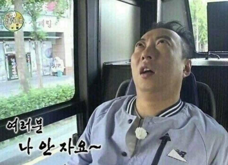 라라모어네일앤뷰티 이미지