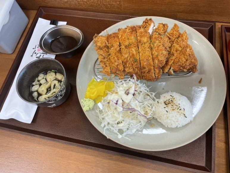 연어와돈카츠 이미지