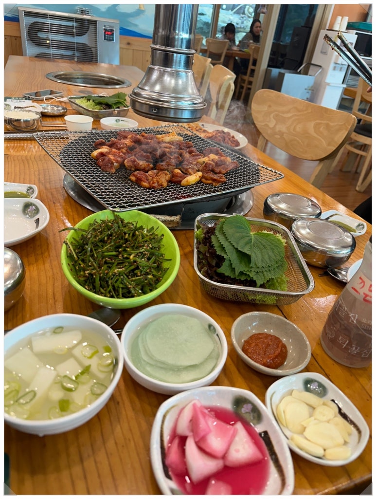 퇴골오리숯불구이 이미지