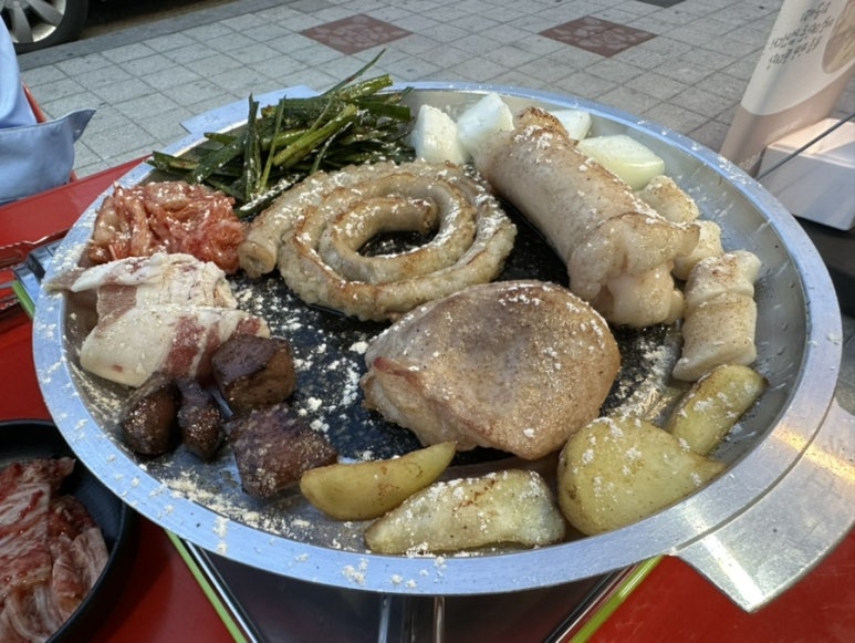 웃소곱창 이미지