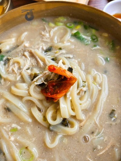 정성닭칼국수 이미지