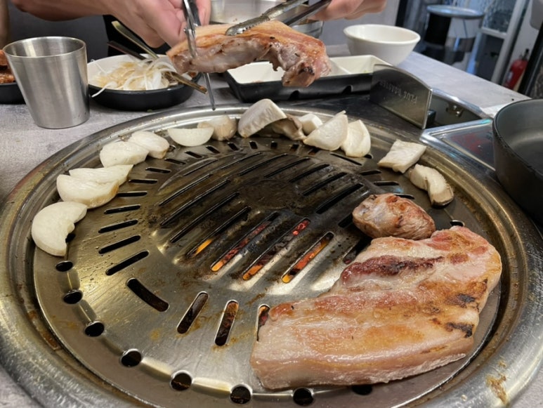 삼각산숯불생고기 이미지