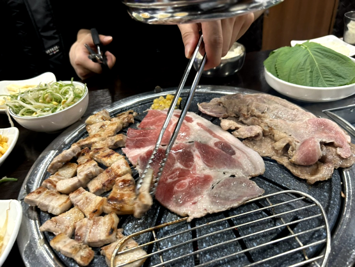 숯불생삼겹살 사진 3