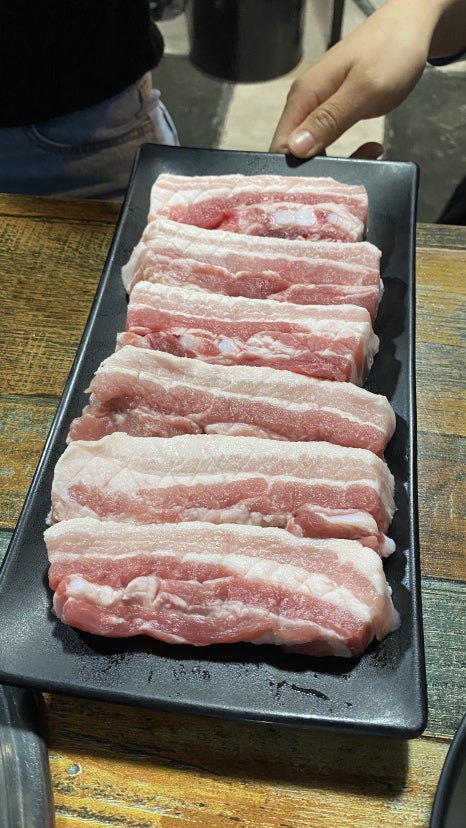 더덕먹은제주뚱돼지 이미지