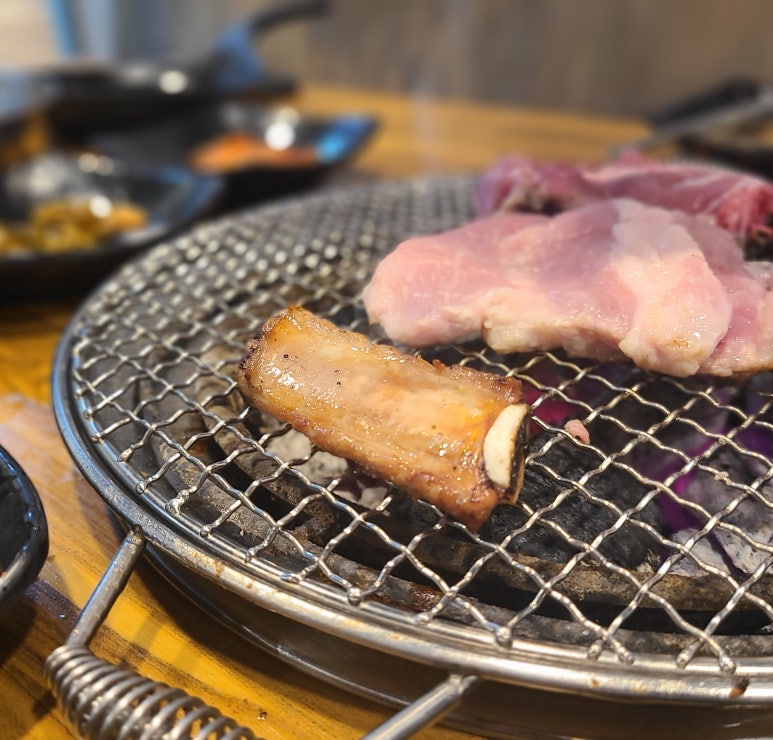 부자숯불고기집 이미지