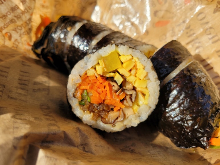표고농부네김밥 이미지