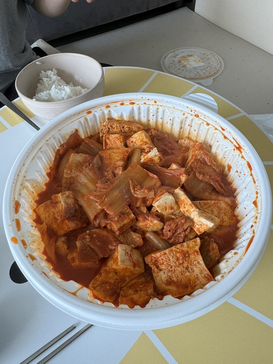 김치찜에 진심 이미지