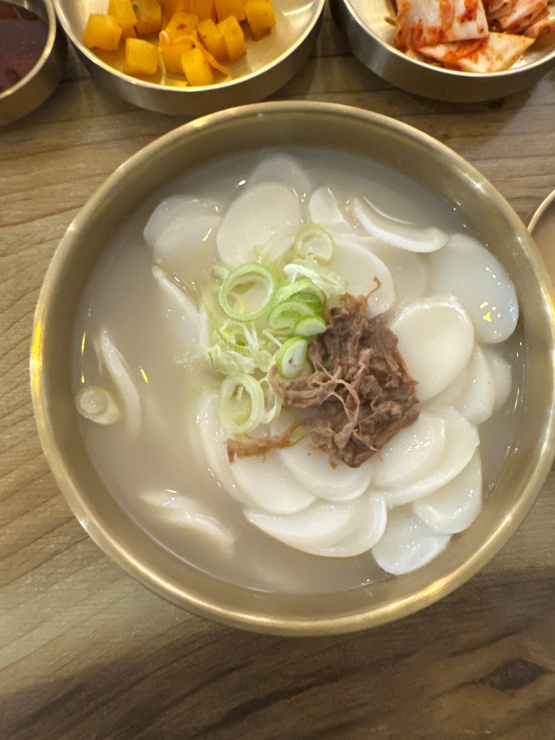 엄마손만두국 이미지