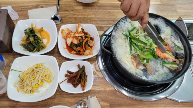 홍바해물칼국수 이미지