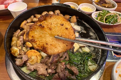 왔다갔다황소곱창상동점 이미지