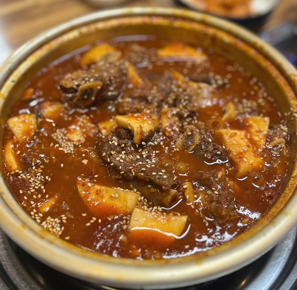 이가네고령촌돼지찌개 이미지