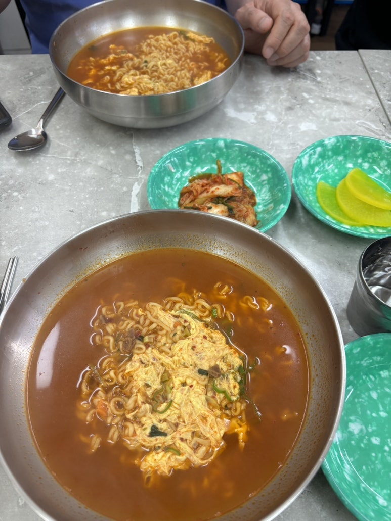 왕잔치국수 이미지