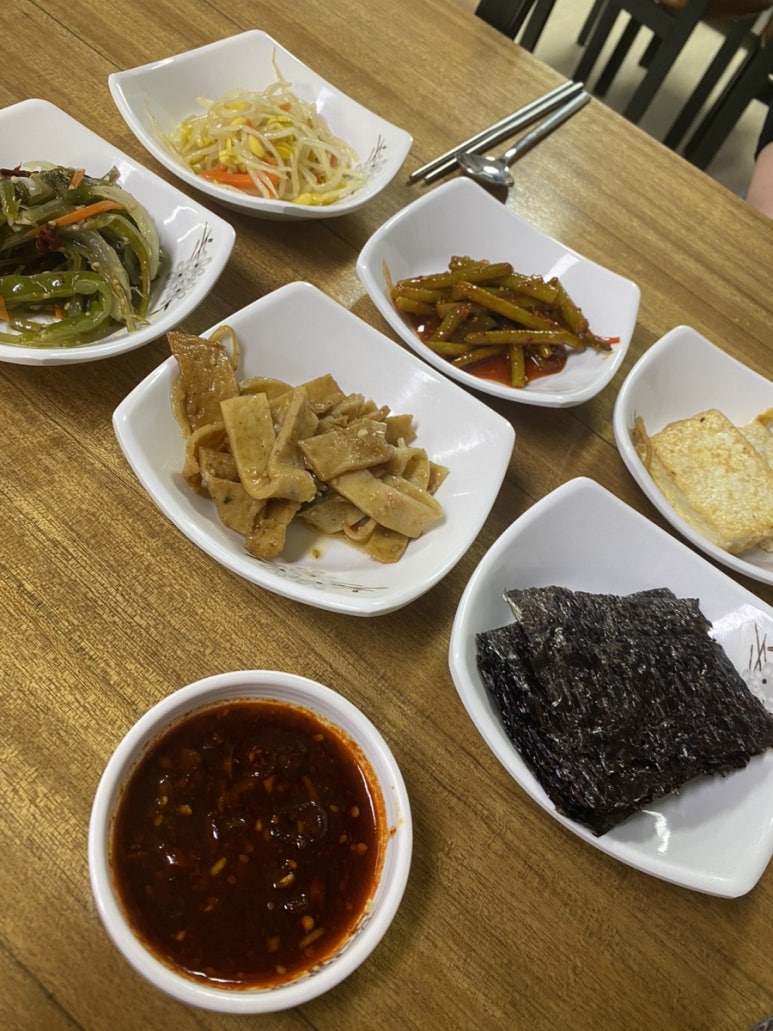 백합돼지김치찌개 이미지