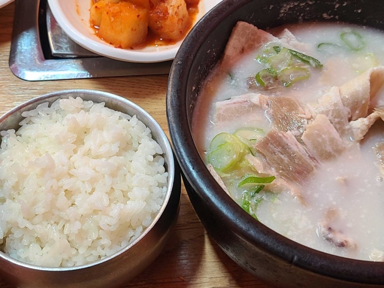 명품 소머리곰탕 이미지