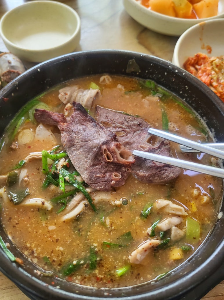 야무진 국밥 이미지