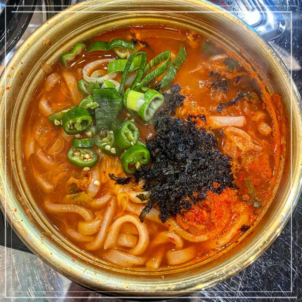 벽돌곱창삼봉지구점 이미지