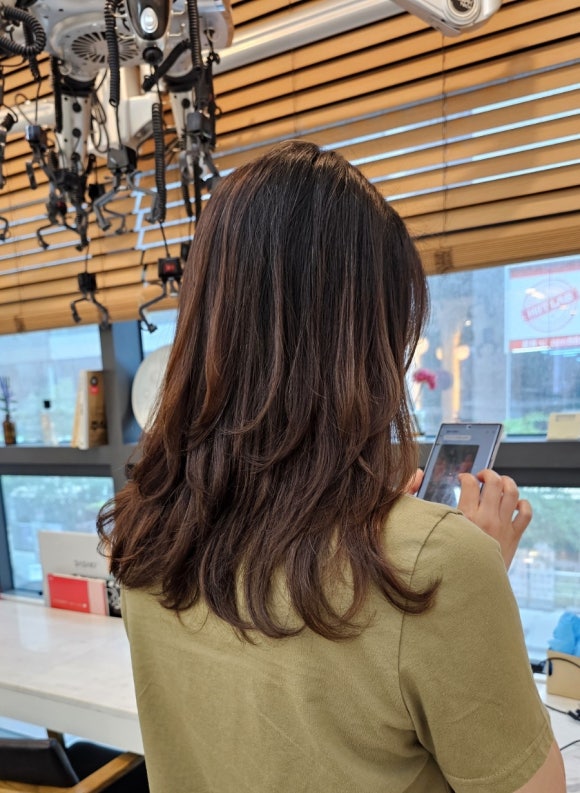 라벨에이치헤어살롱 이미지