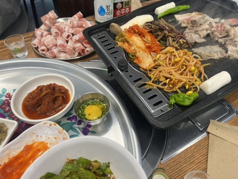 구구구숯불돼지구이 이미지