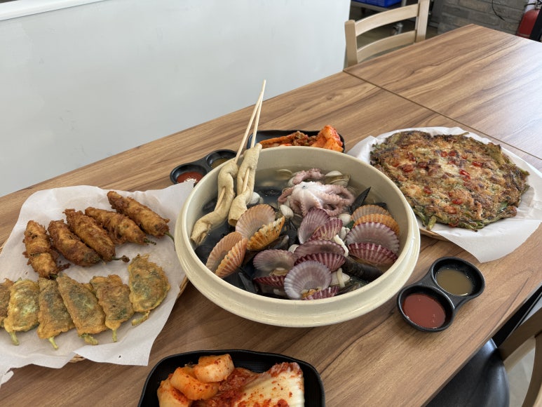 탑 해물 칼국수 이미지