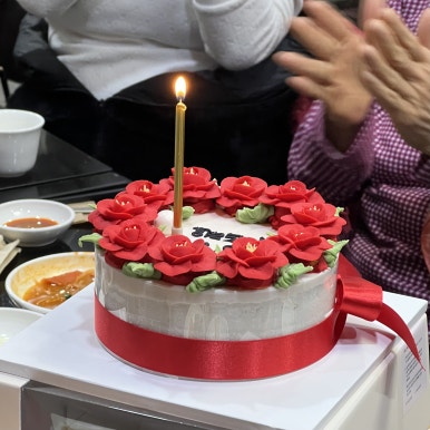 피우다케이크 이미지