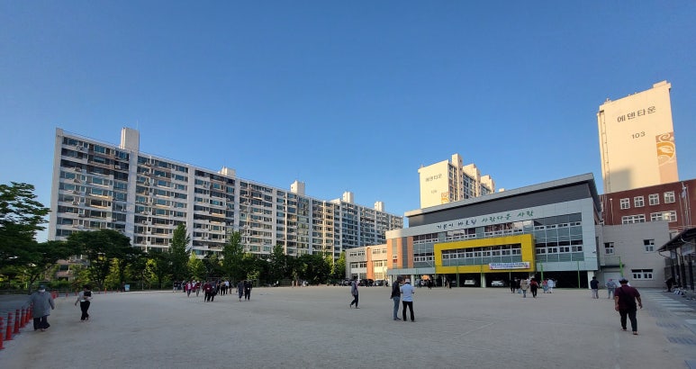 용지초등학교 이미지